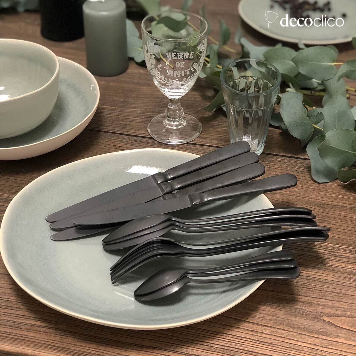 16-place setting tableware set in brushed black stainless steel