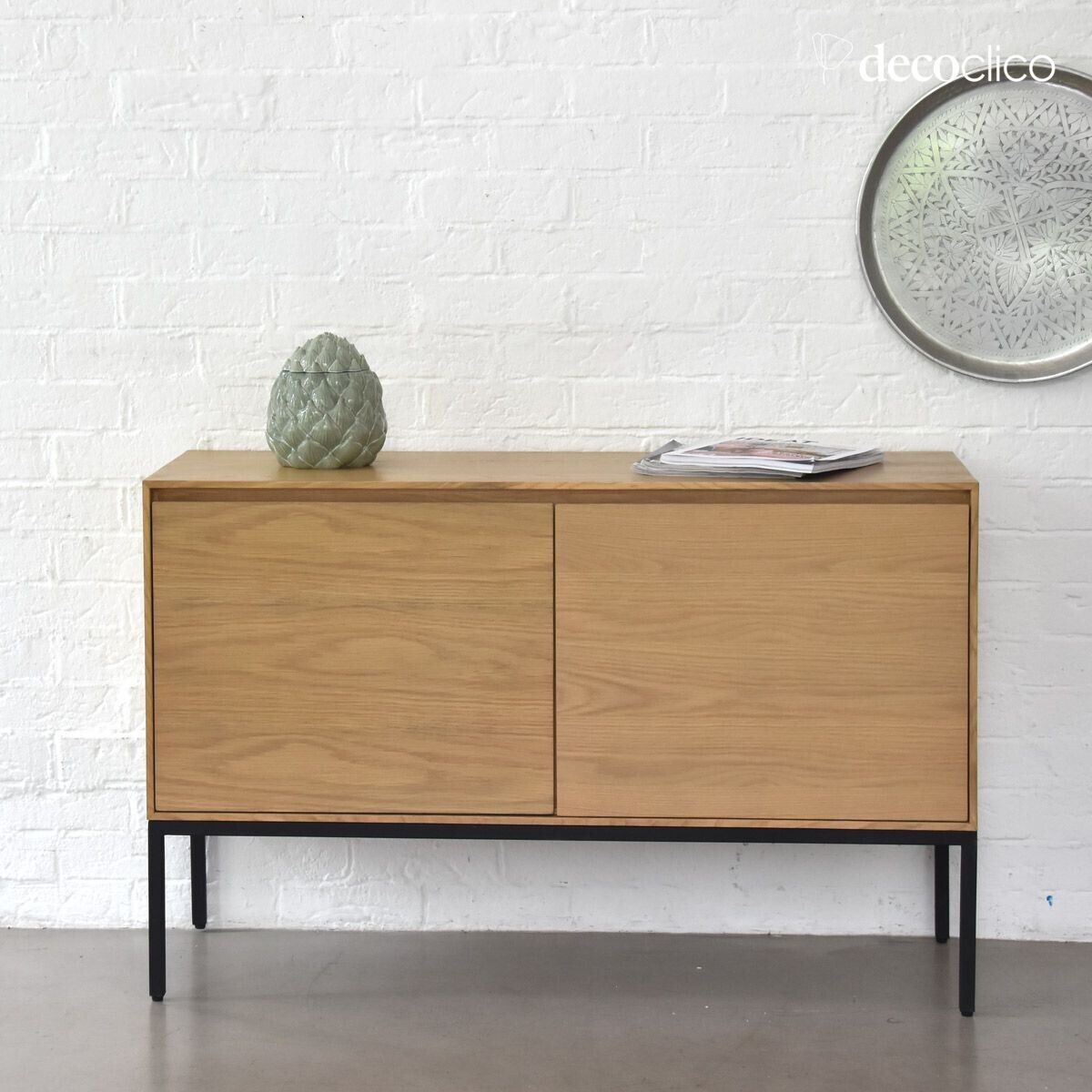 2-deurs dressoir, eikenfineer, matzwarte metalen poten Soho