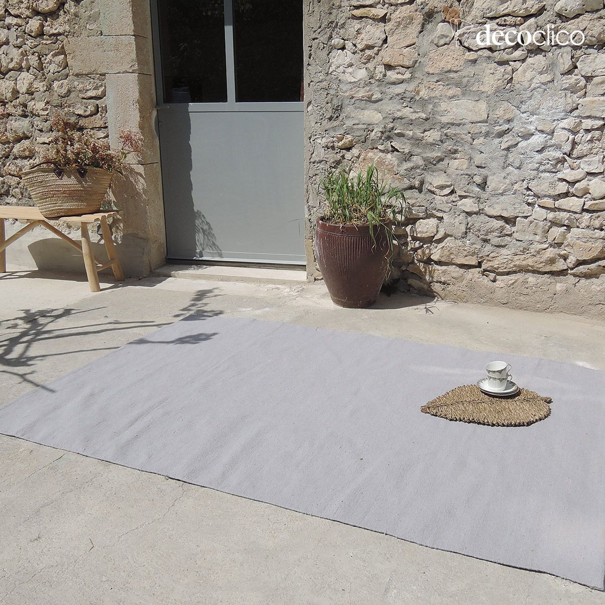 Alfombra rectangular de fibras recicladas tejida a mano gris perla para interior y exterior 160 Moka
