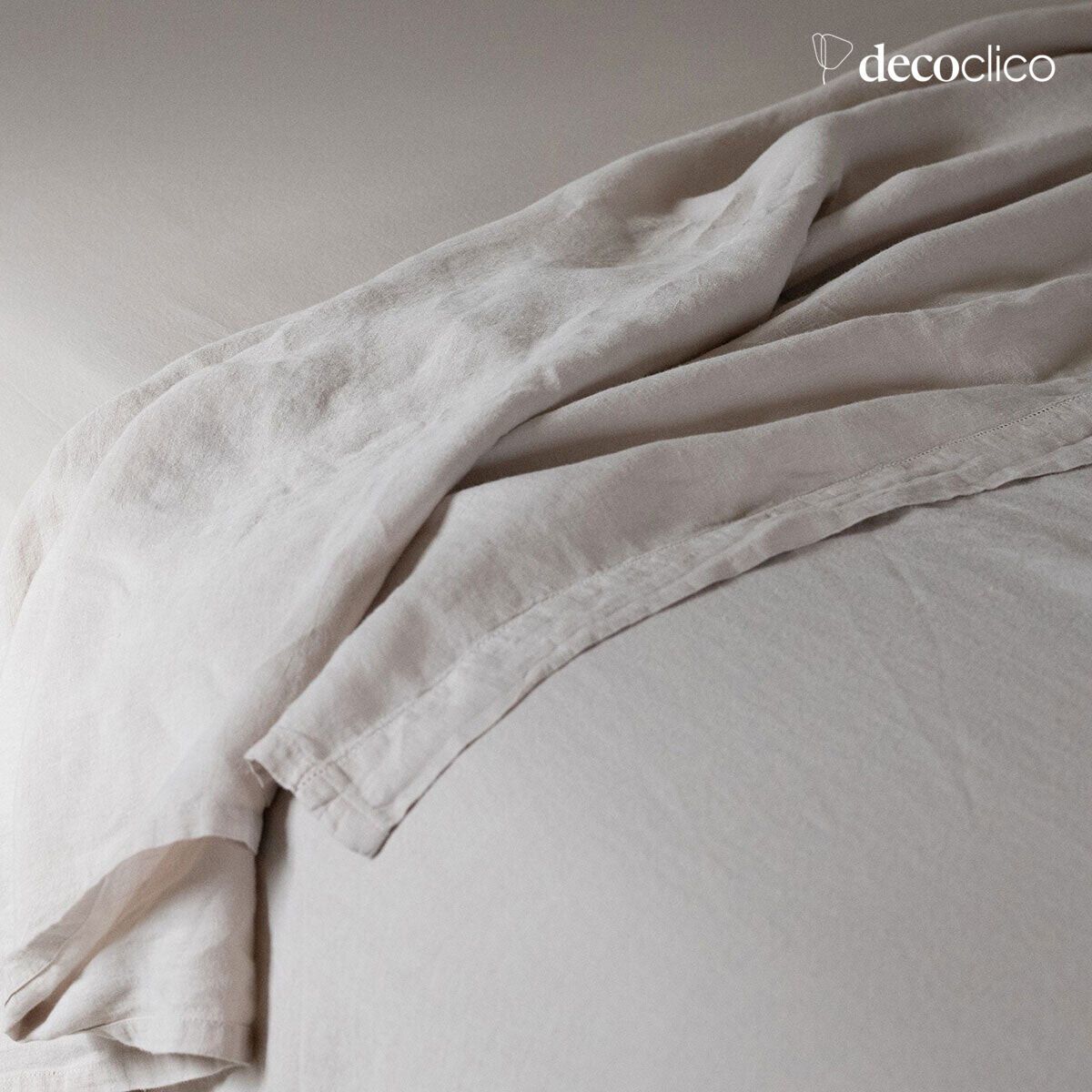 Alta sand washed linen flat sheet with openwork finish - 240x300 cm Oslo