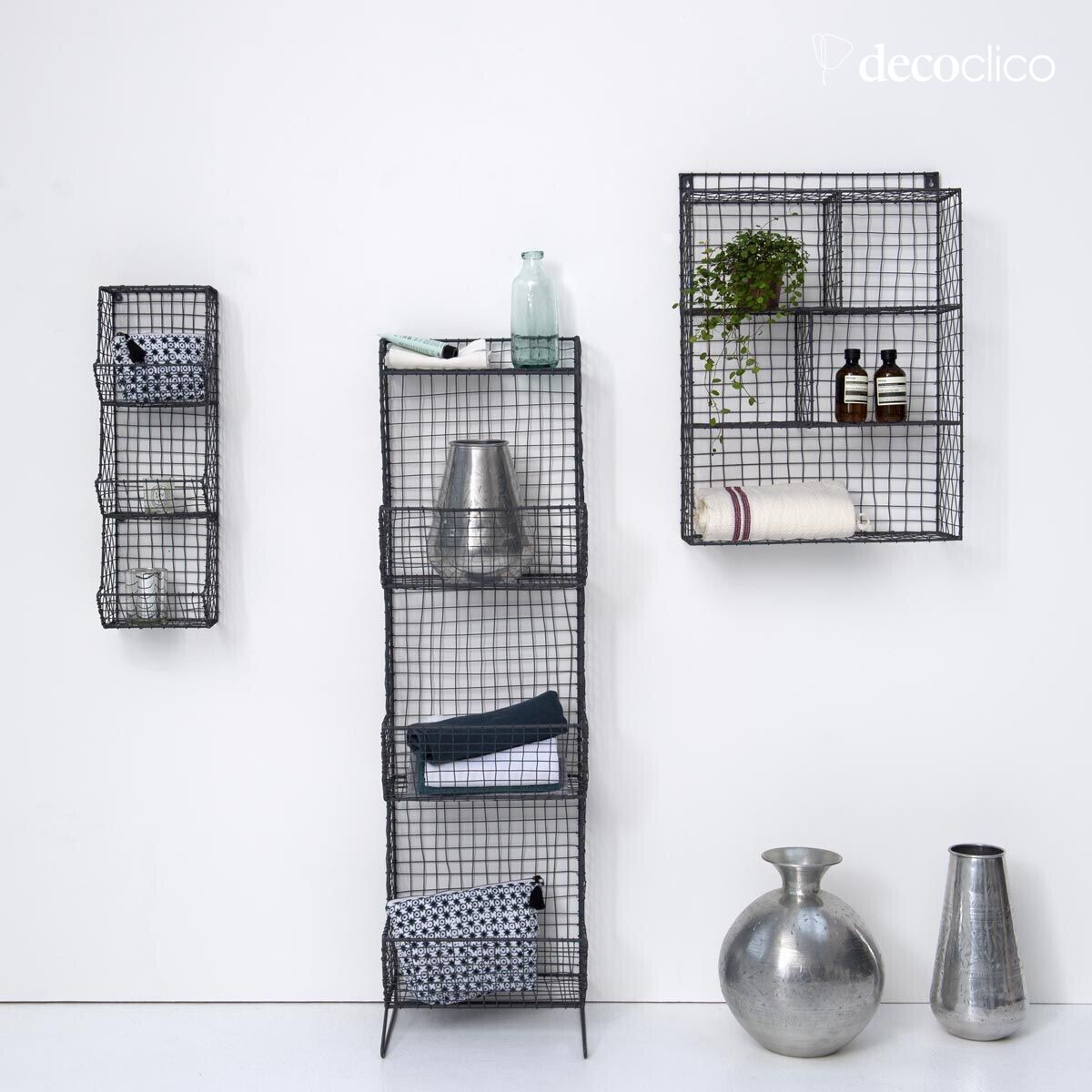 Anthracite metal mesh wall shelf with 3 baskets Greed