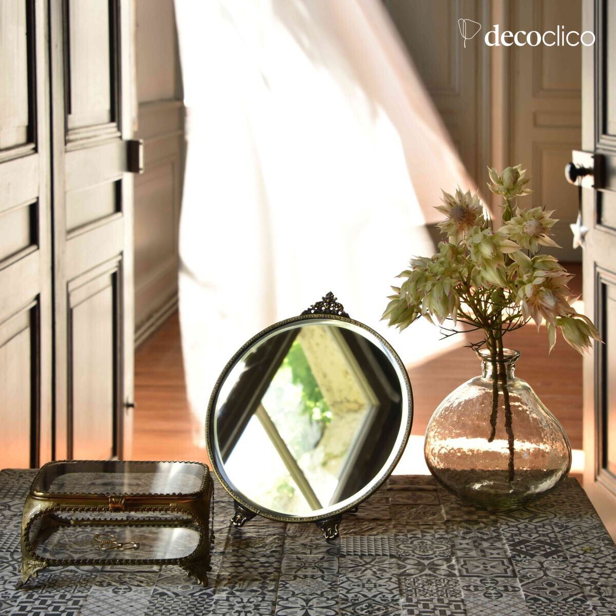 Antieke messingkleurige metalen tafelspiegel