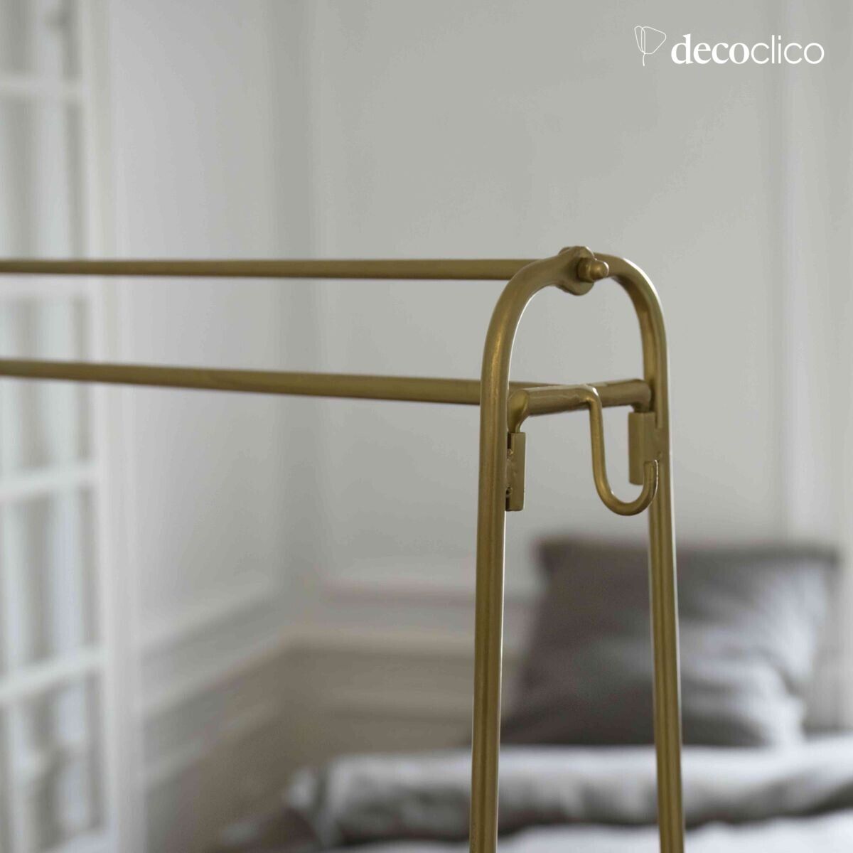 Antique-finish metal coat rack with two shelves Douglas