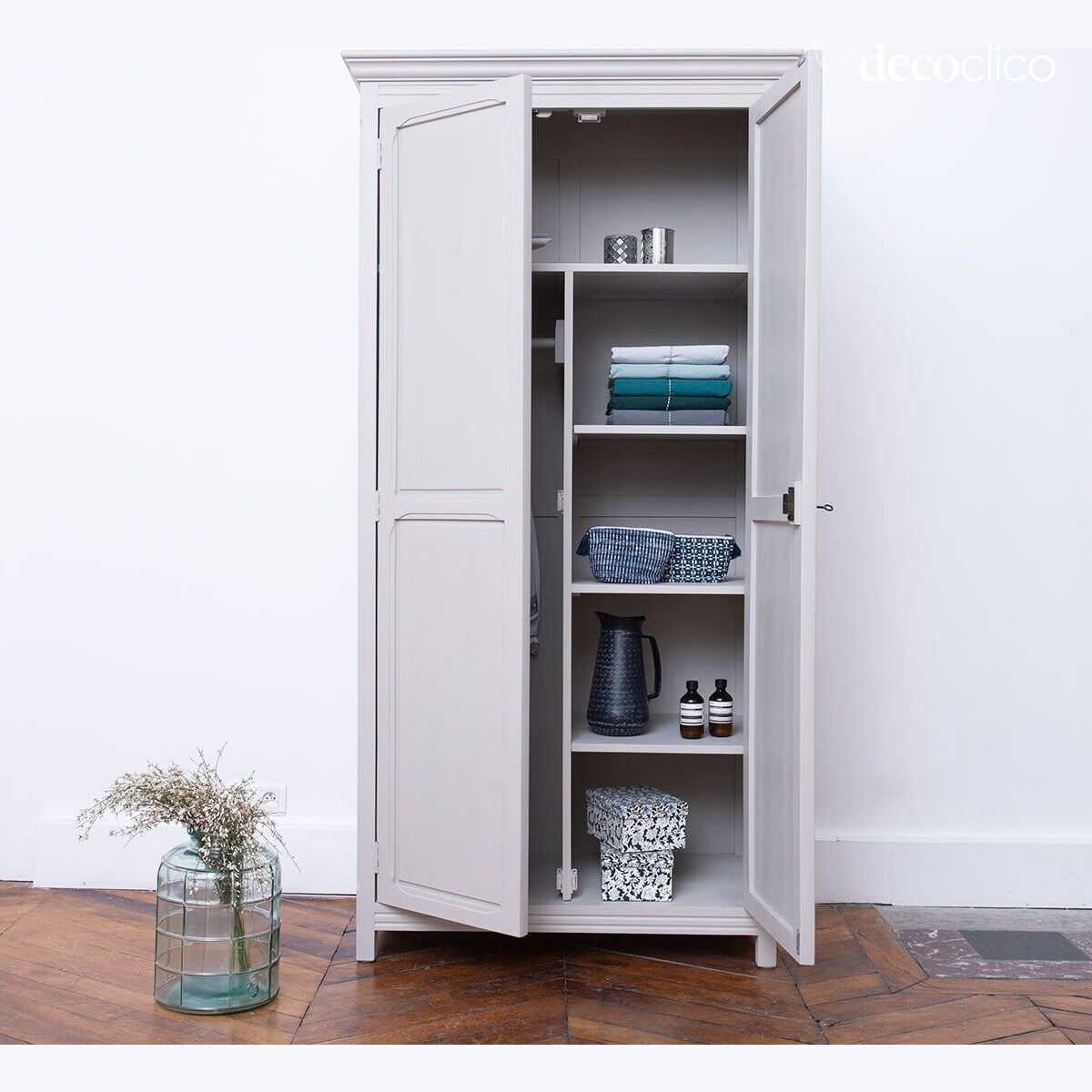 Armadio parigino grigio chiaro 2 ante, ripiani Léandre