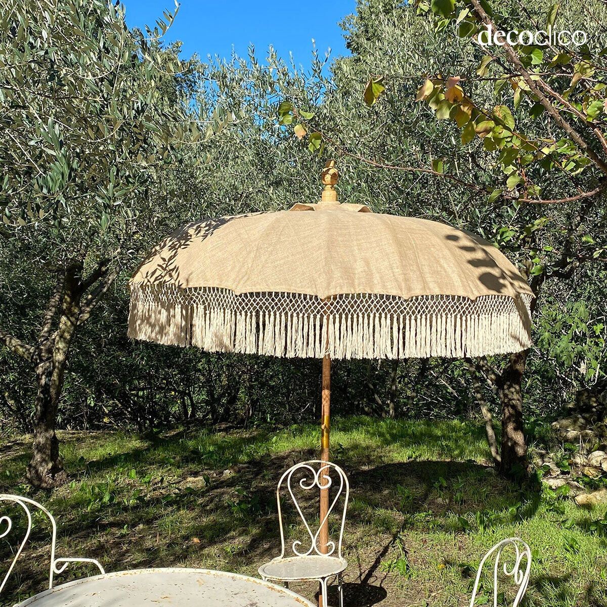 Balinese-style parasol in natural jute