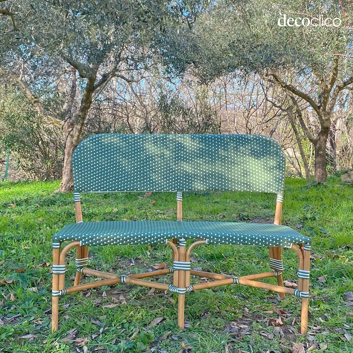 Banc bistro avec dossier en rotin et résine tressée vert et blanc Belleville