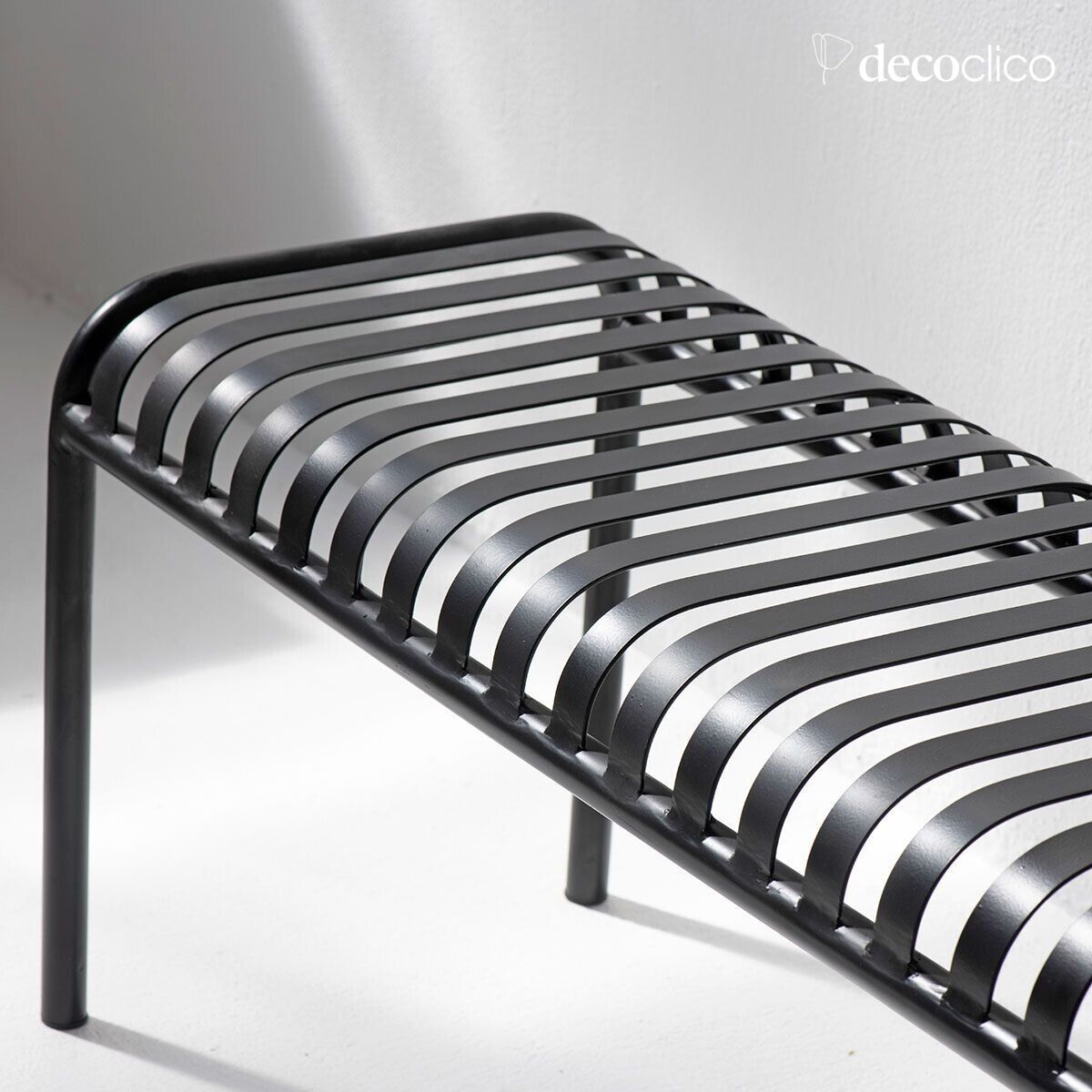 Banc en fer forgé noir