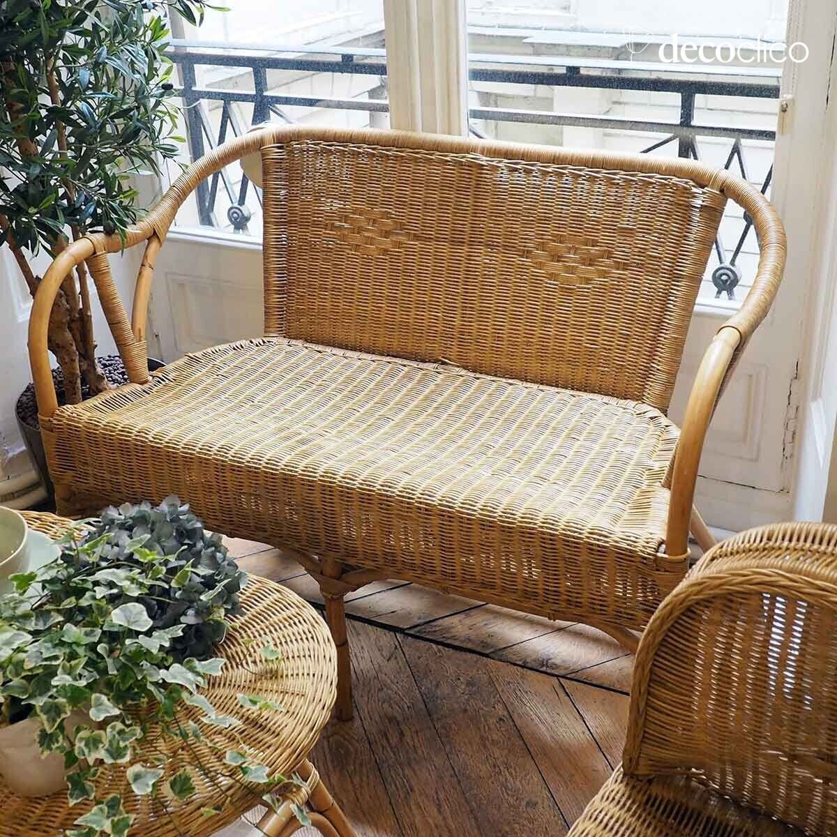 Banqueta de ratán natural con reposabrazos y asiento trenzado Cabourg