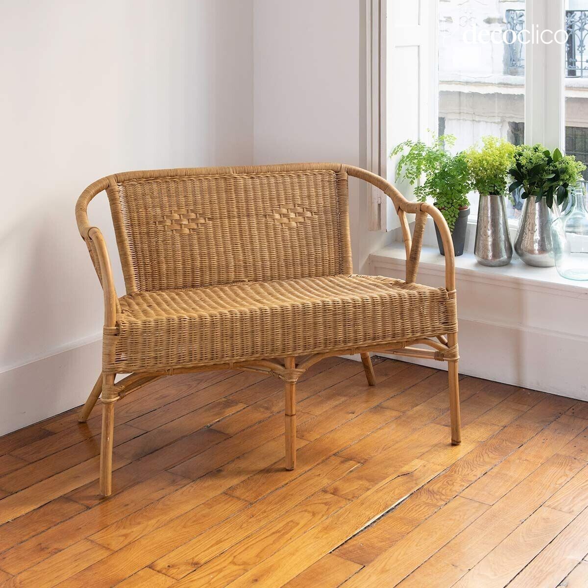 Banqueta de ratán natural con reposabrazos y asiento trenzado Cabourg