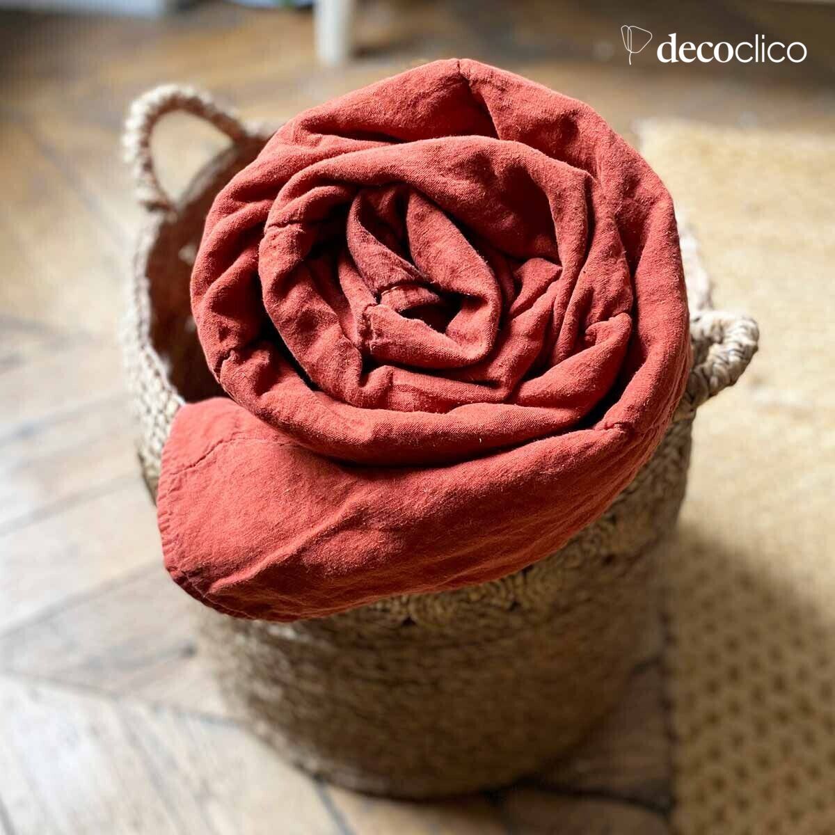 Beddengoed in terracotta gewassen linnen, voering in gewassen perkaal katoen Oslo