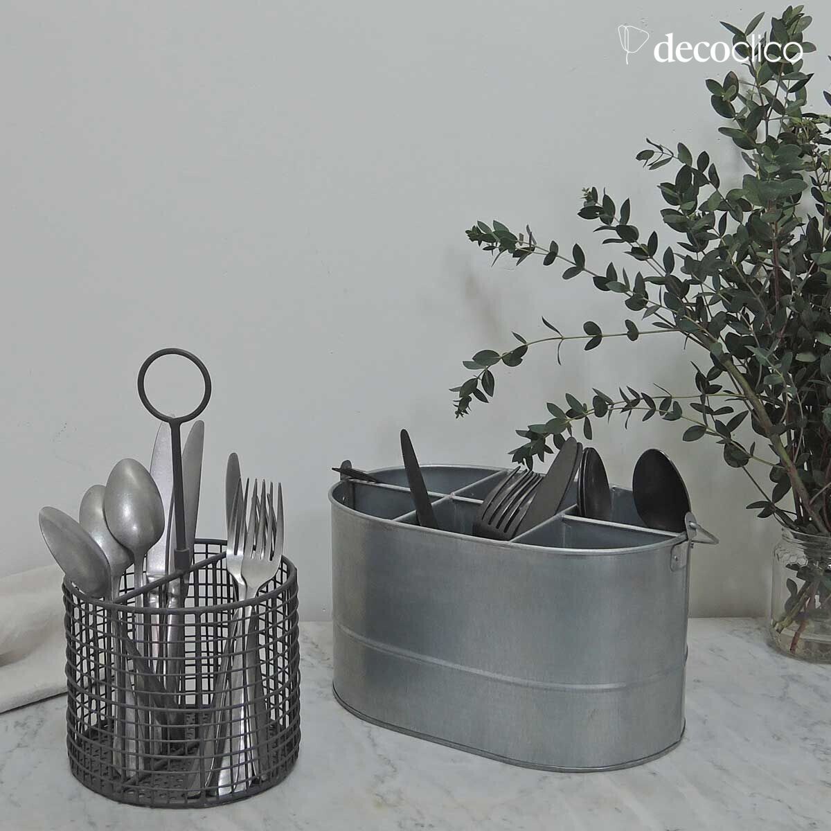 Besteckkasten aus Metall mit Holzgriff, verzinkt, 6 Fächer