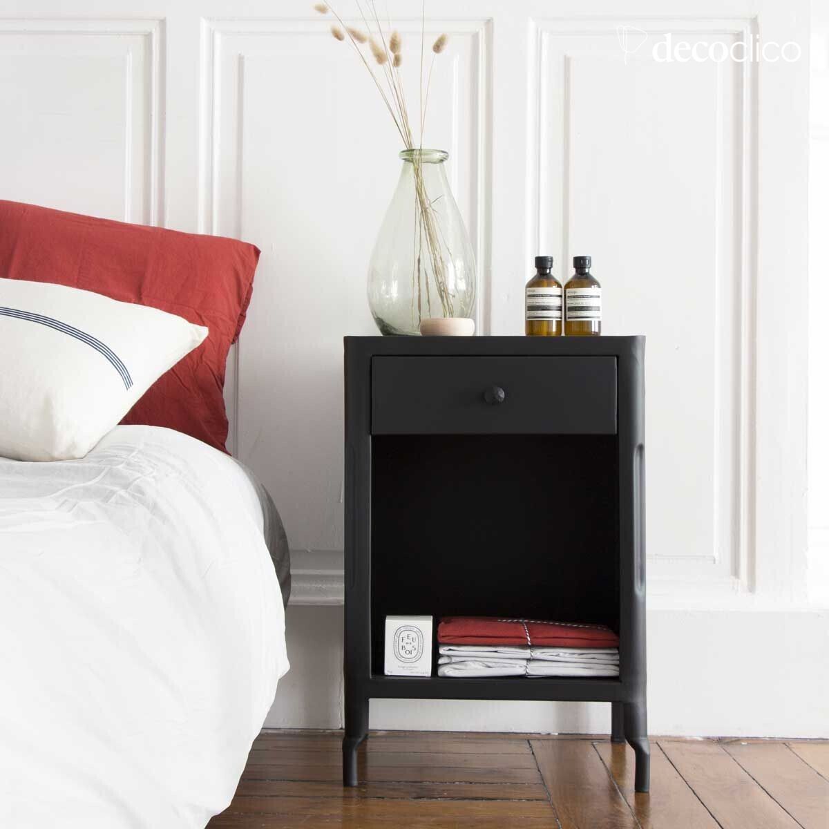 Black metal bedside table with 1 drawer and 1 recess