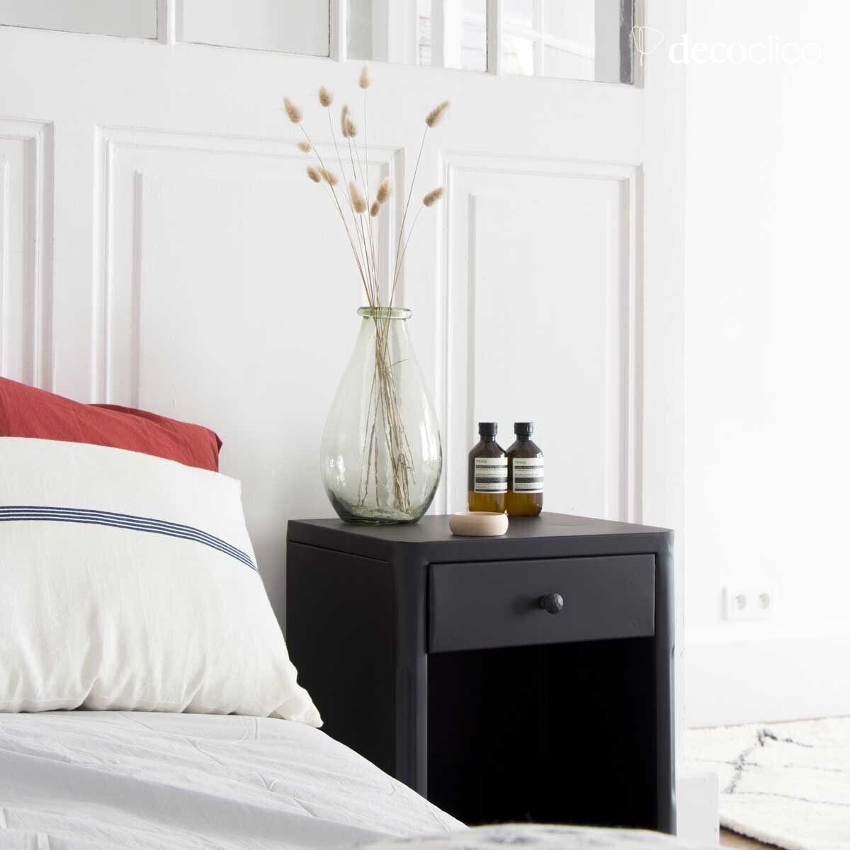 Black metal bedside table with 1 drawer and 1 recess