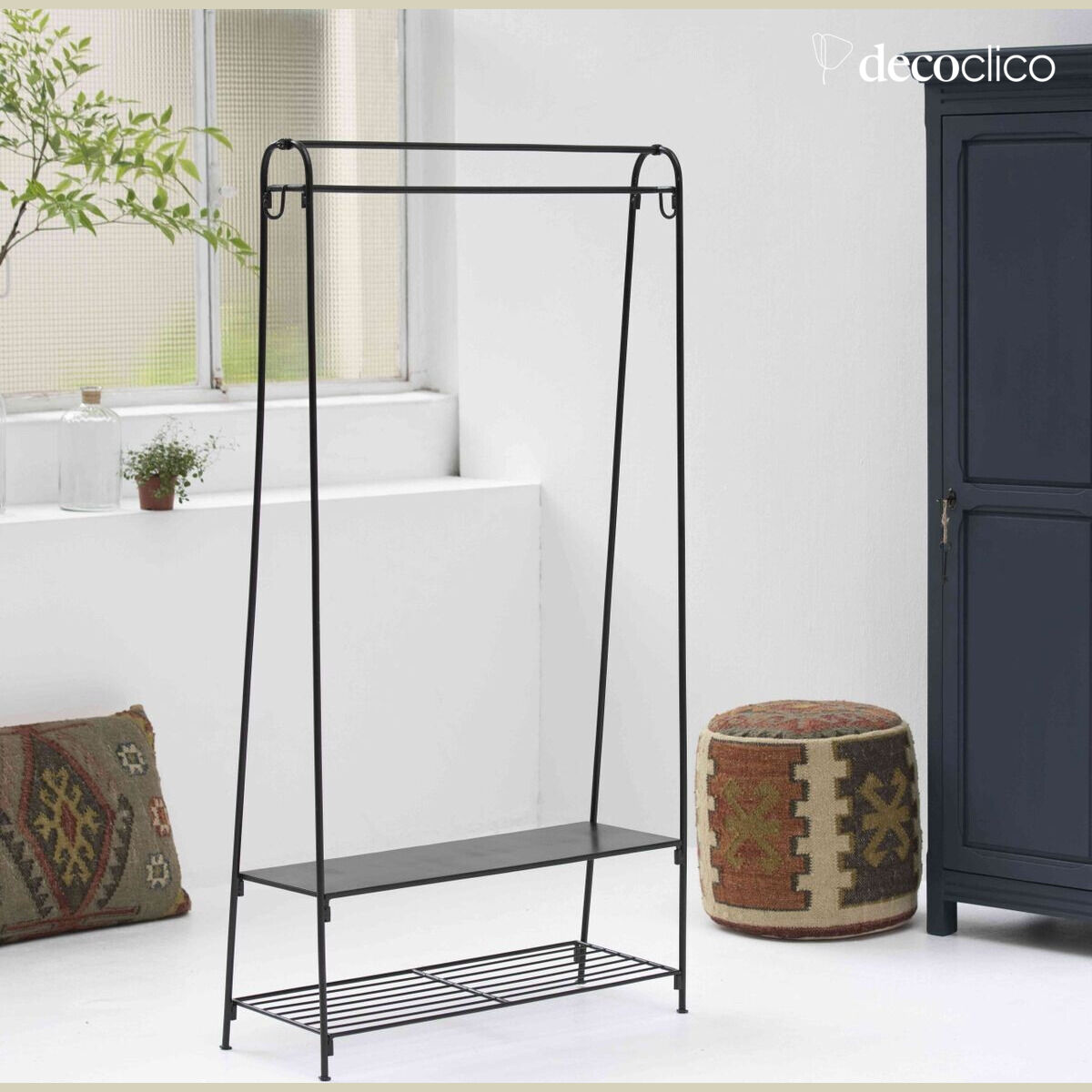 Black metal stand with 1 shelf Douglas