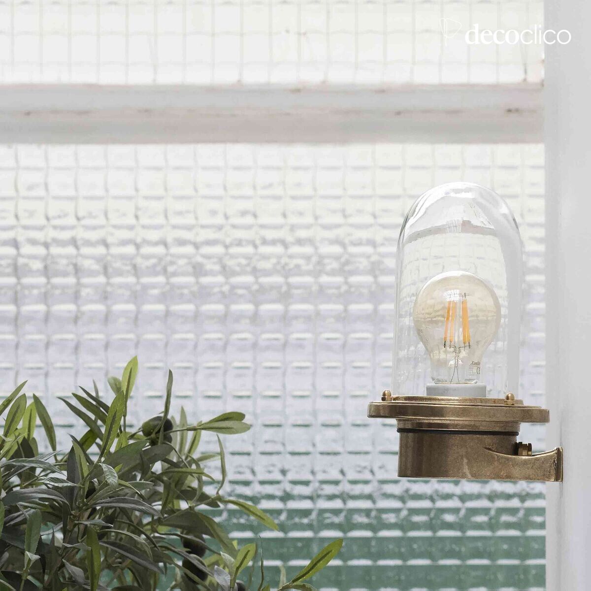 Brass wall lamp Egee