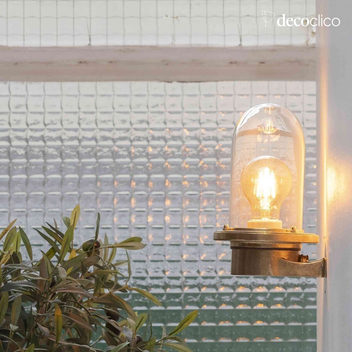 Brass wall lamp Egee