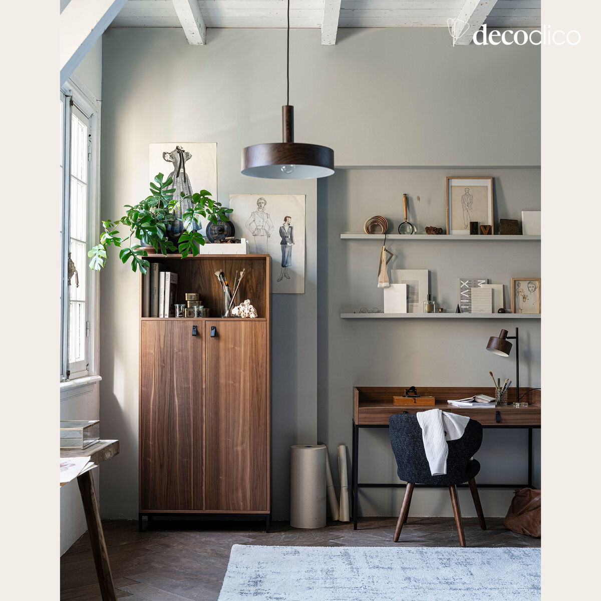 Bureau in bruin FSC walnootfineer Bookzine