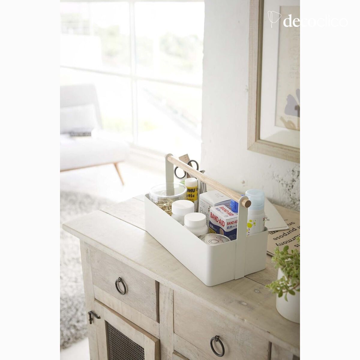 Caja de almacenamiento de acero blanco y asa de fresno natural Tosca