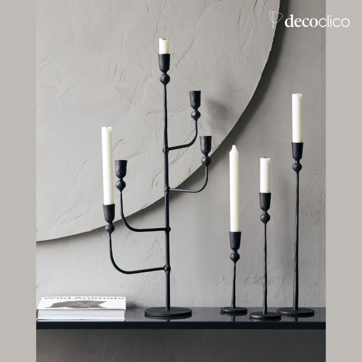 Candelabro de metal negro hecho a mano Trivo