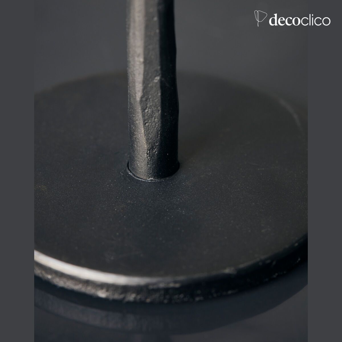 Candeliere in metallo nero fatto a mano Trivo House Doctor - PM