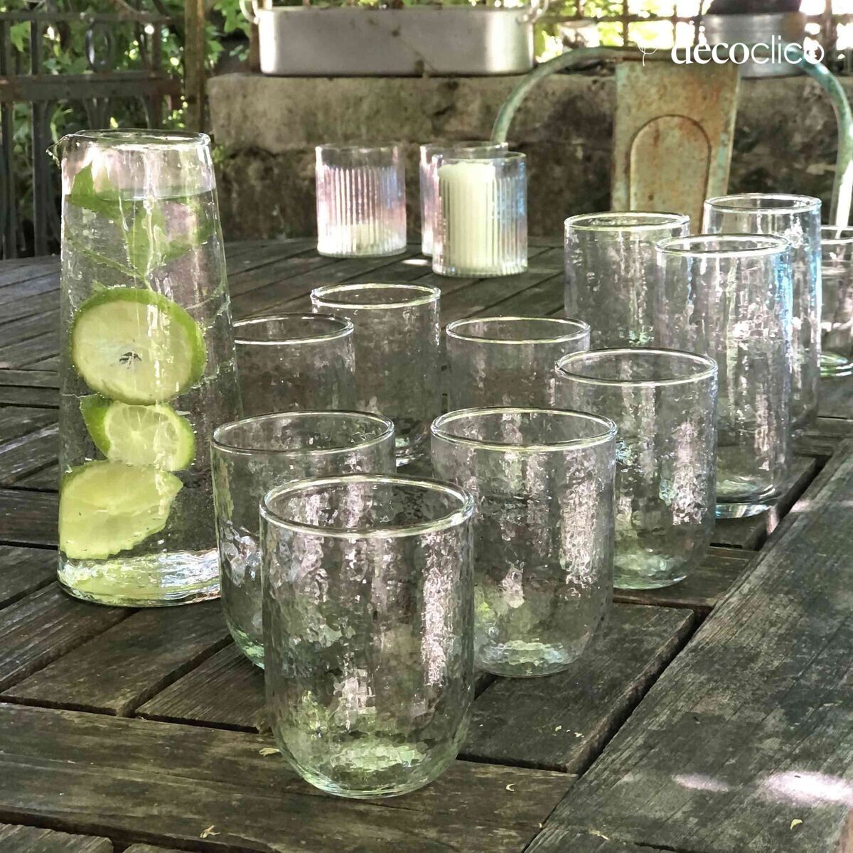 Caraffa in vetro martellato