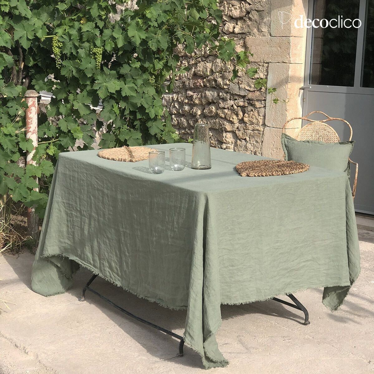 Gewassen hennep tafelkleed met varengroene franjes - 170x250 cm Douro