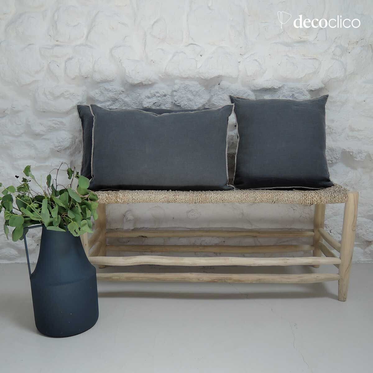 Charcoal gray washed linen cushion with sand overlock - 40x60cm Oslo