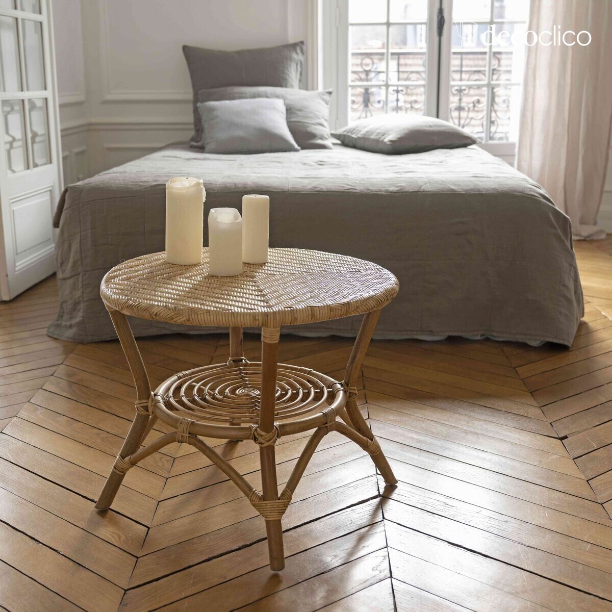 Coffee table pedestal table with natural woven rattan top Cabourg