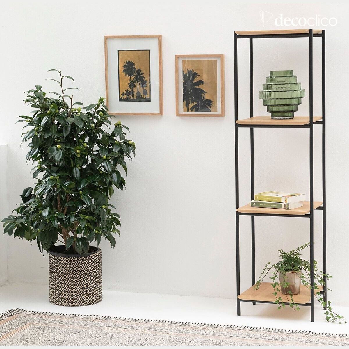 Colonna a ripiani in impiallacciatura di rovere e metallo nero opaco Lykke