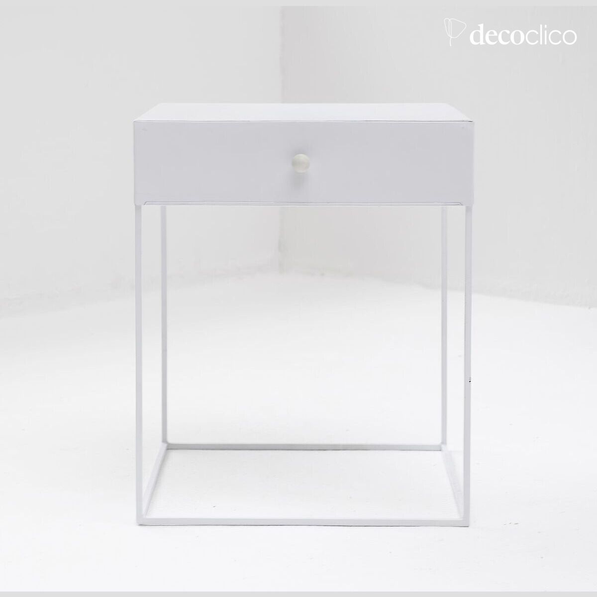 Comodino in metallo bianco opaco 1 cassetto Douglas