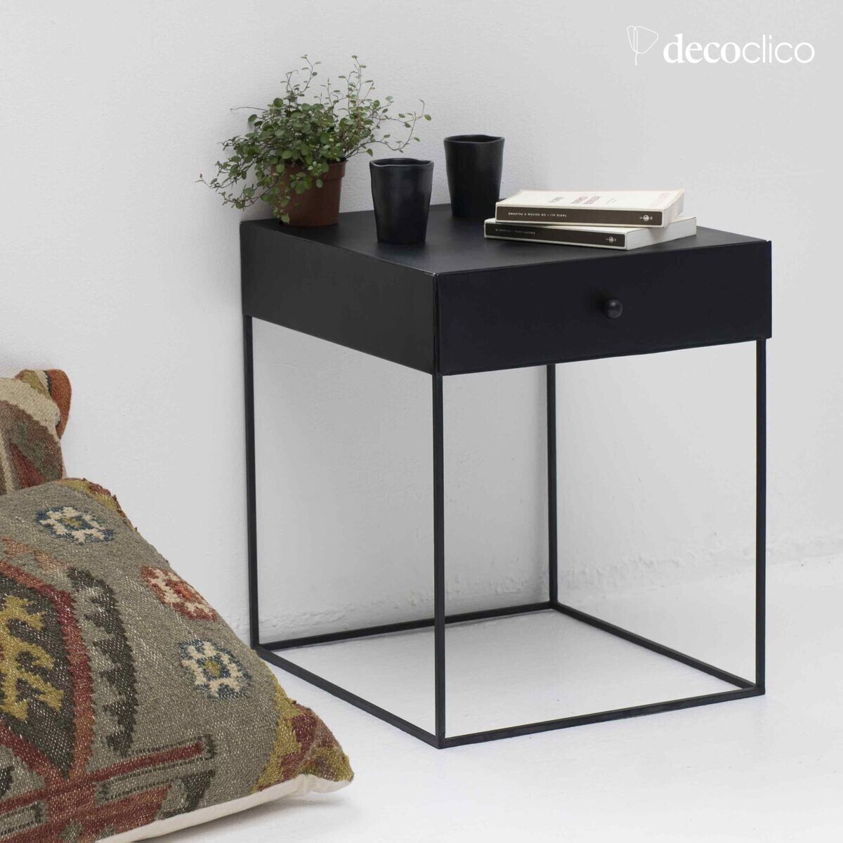 Comodino in metallo nero opaco 1 cassetto Douglas