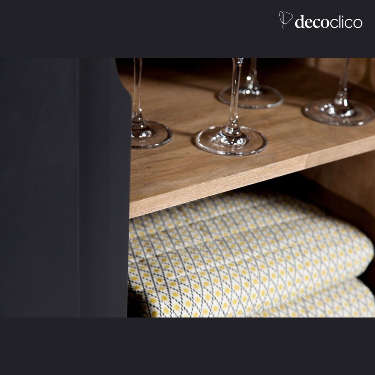 Credenza a muro in mango con 2 ante scorrevoli naturali e nere Hanko