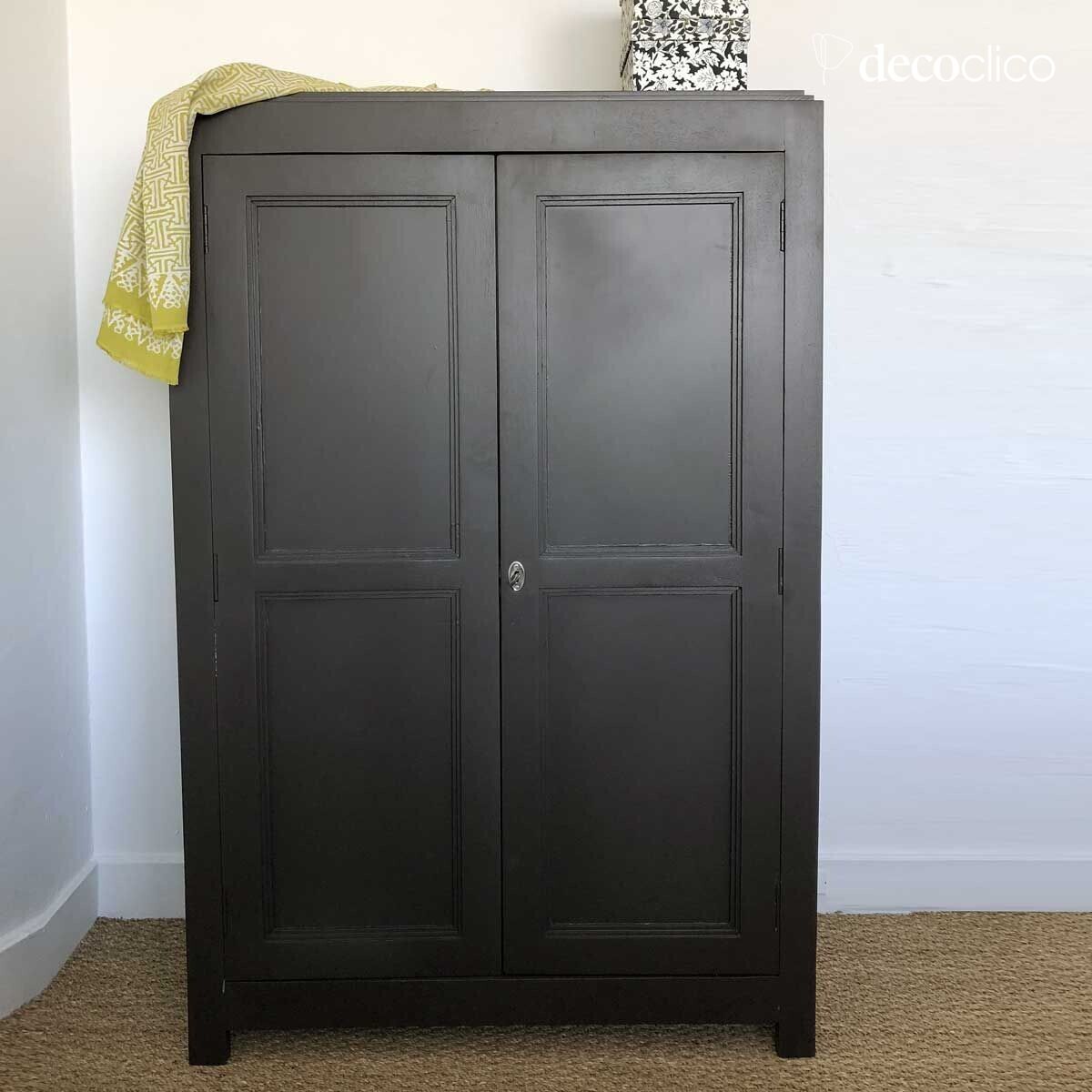 Dark gray maritime pine linen cupboard Léandre