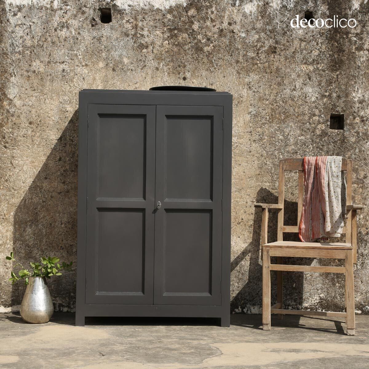 Dark gray maritime pine linen cupboard Léandre