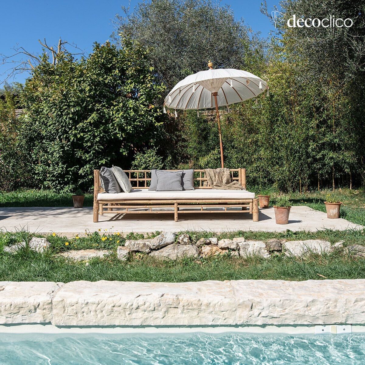 Decoratieve parasol van hout en stof