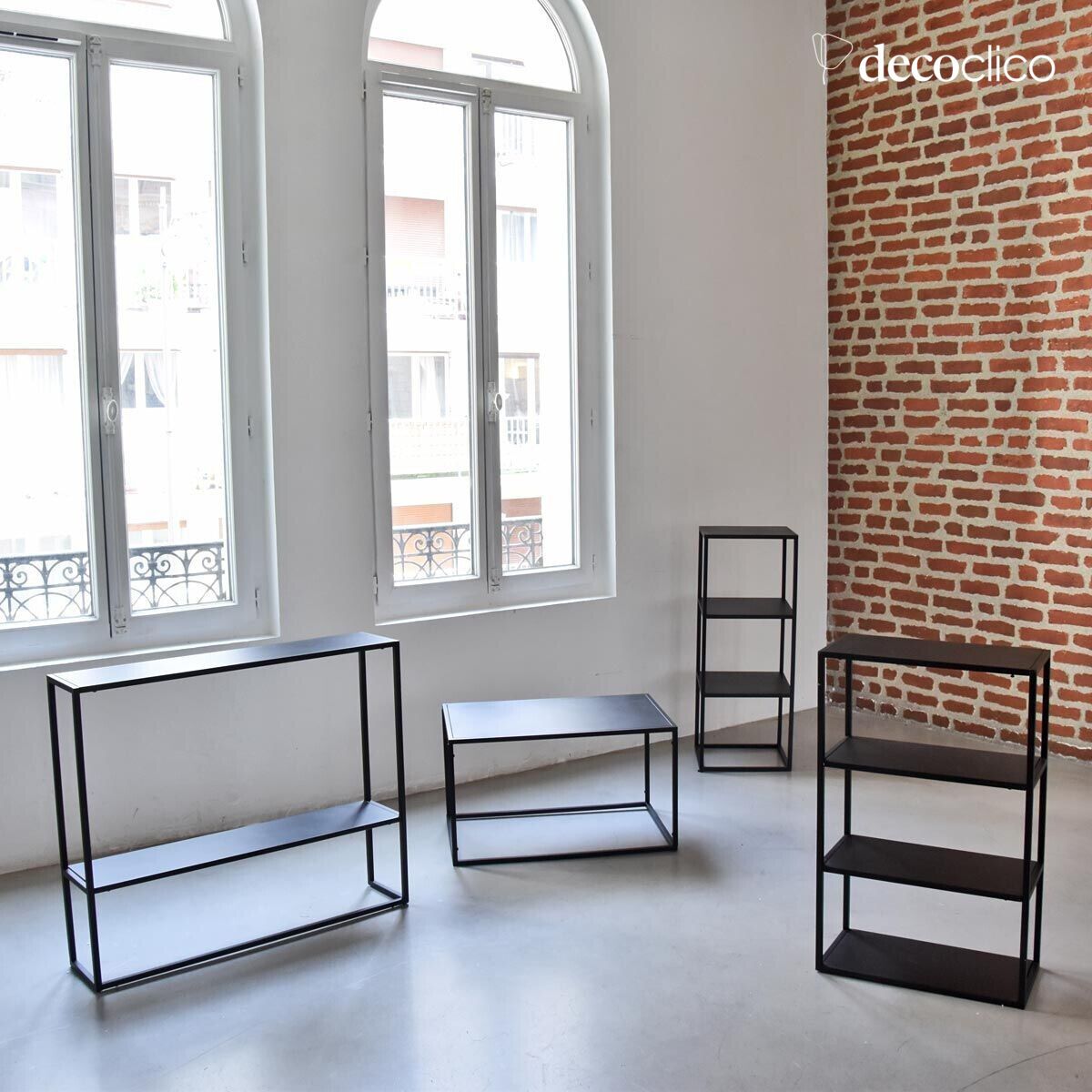 Doppelstock-Konsole aus mattschwarzem Metall Bricklane