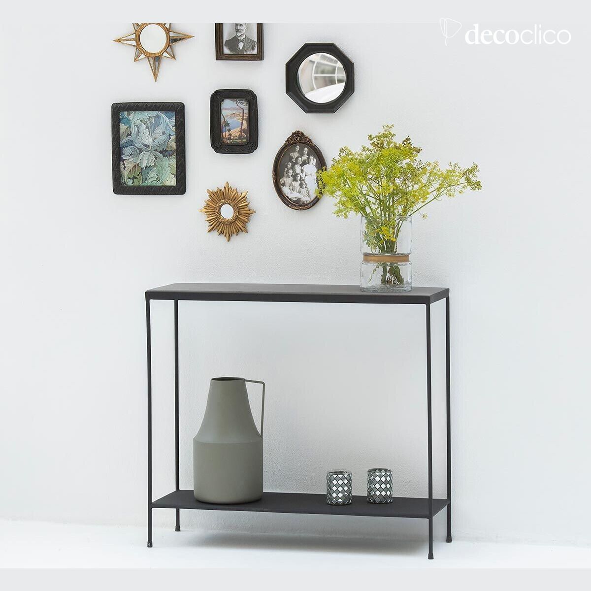 Dubbele console met gewaxt betonnen blad en mat zwart metalen onderstel Arne Lykke