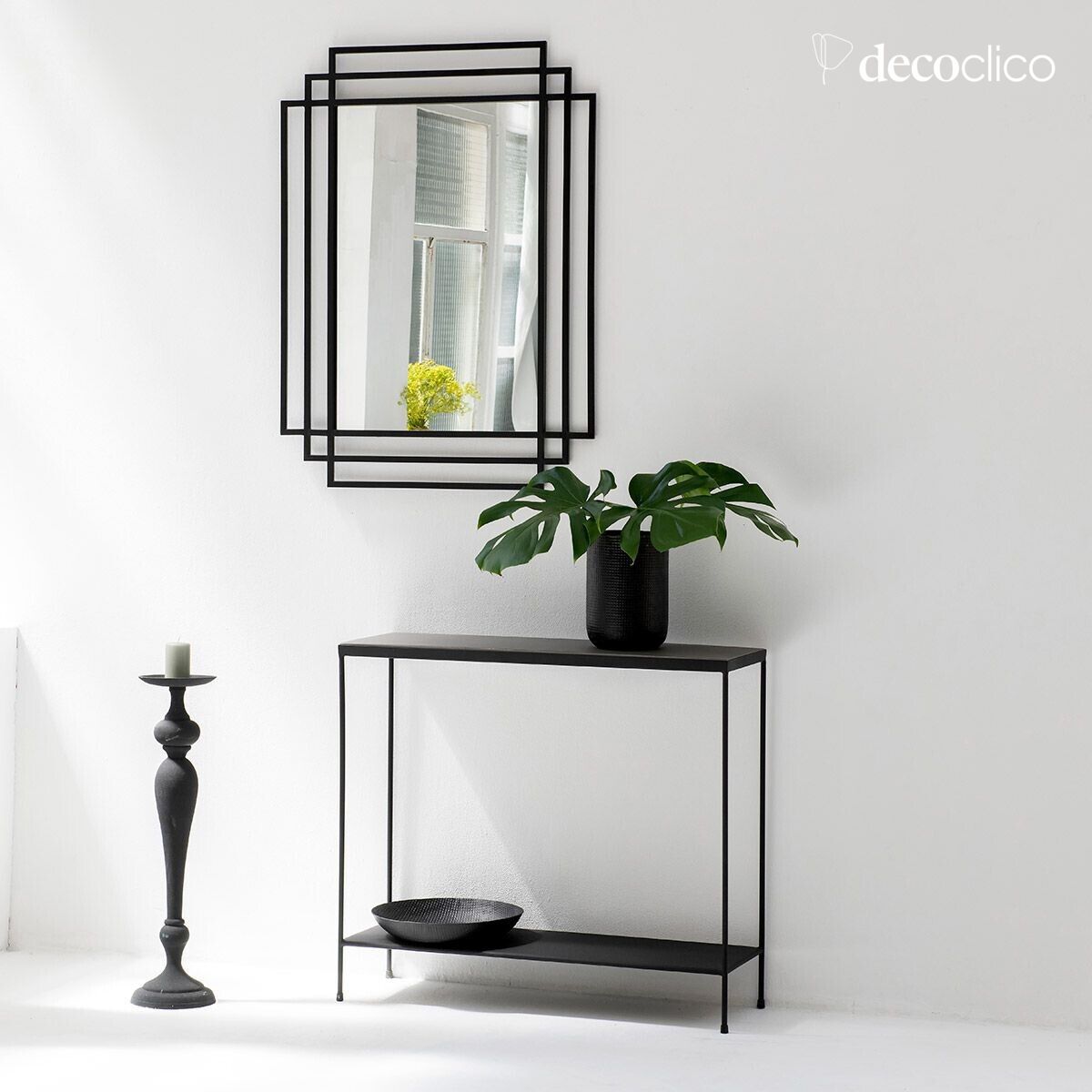 Dubbele console met gewaxt betonnen blad en mat zwart metalen onderstel Arne Lykke