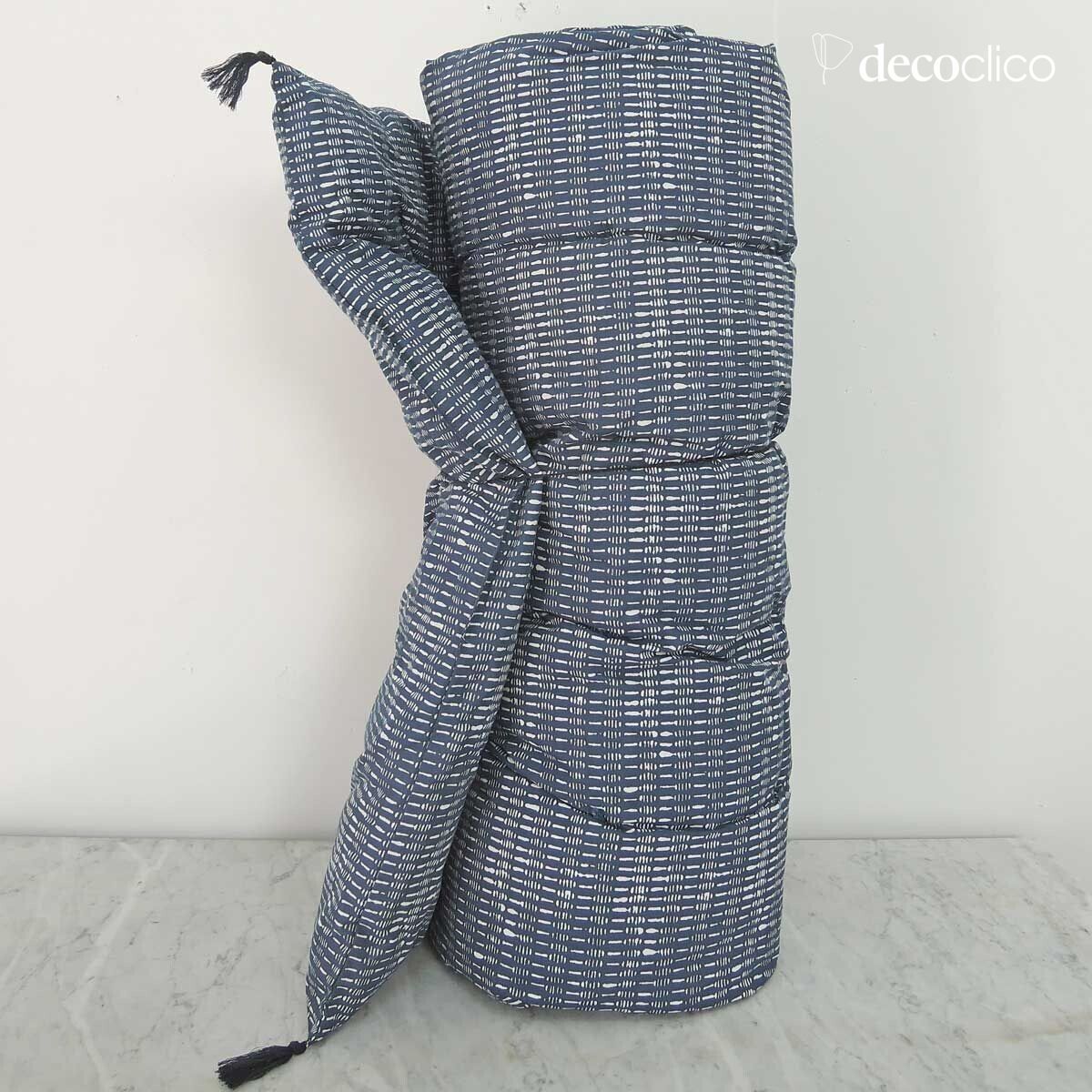 Edredon sur-matelas en coton block print imprimé blanc sur fond bleu de prusse T