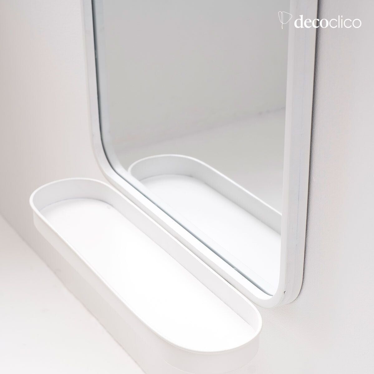 Espejo de metal blanco con estante 50 x 77 cm Bricklane