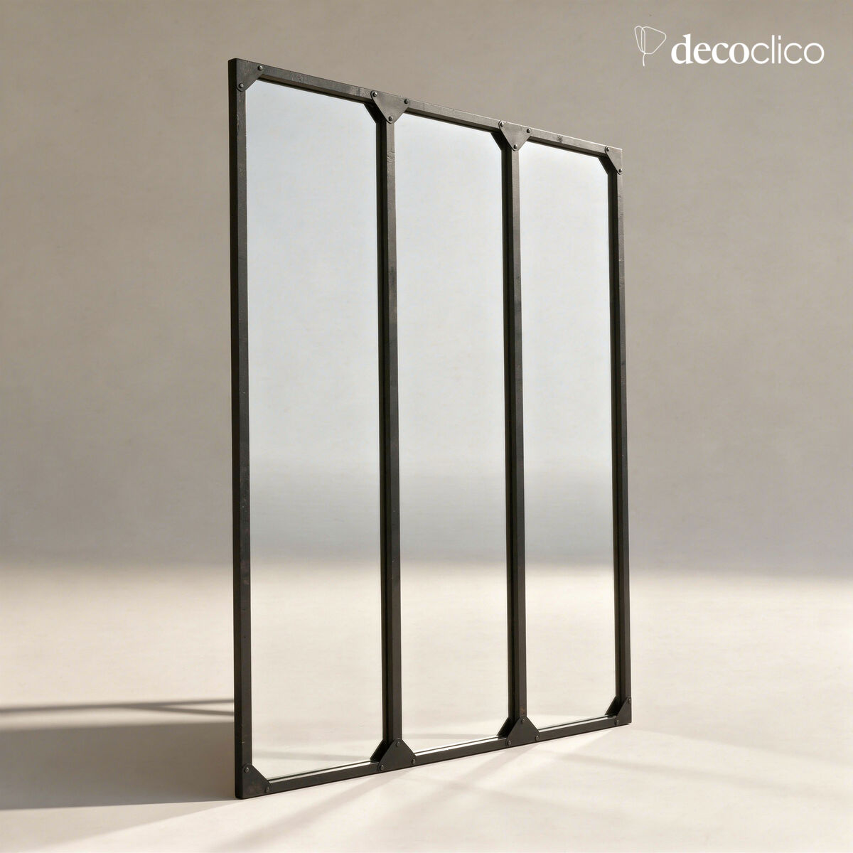 Espejo de taller XL rectangular de metal negro 95 x 120 cm  Bricklane