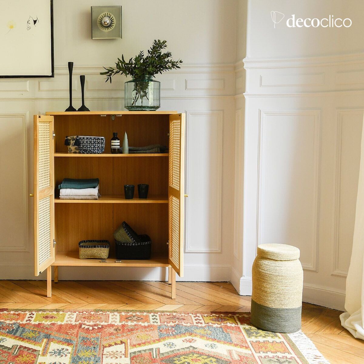 Essen en rotan 2-deurs dressoir, Scandinavische stijl Bloom