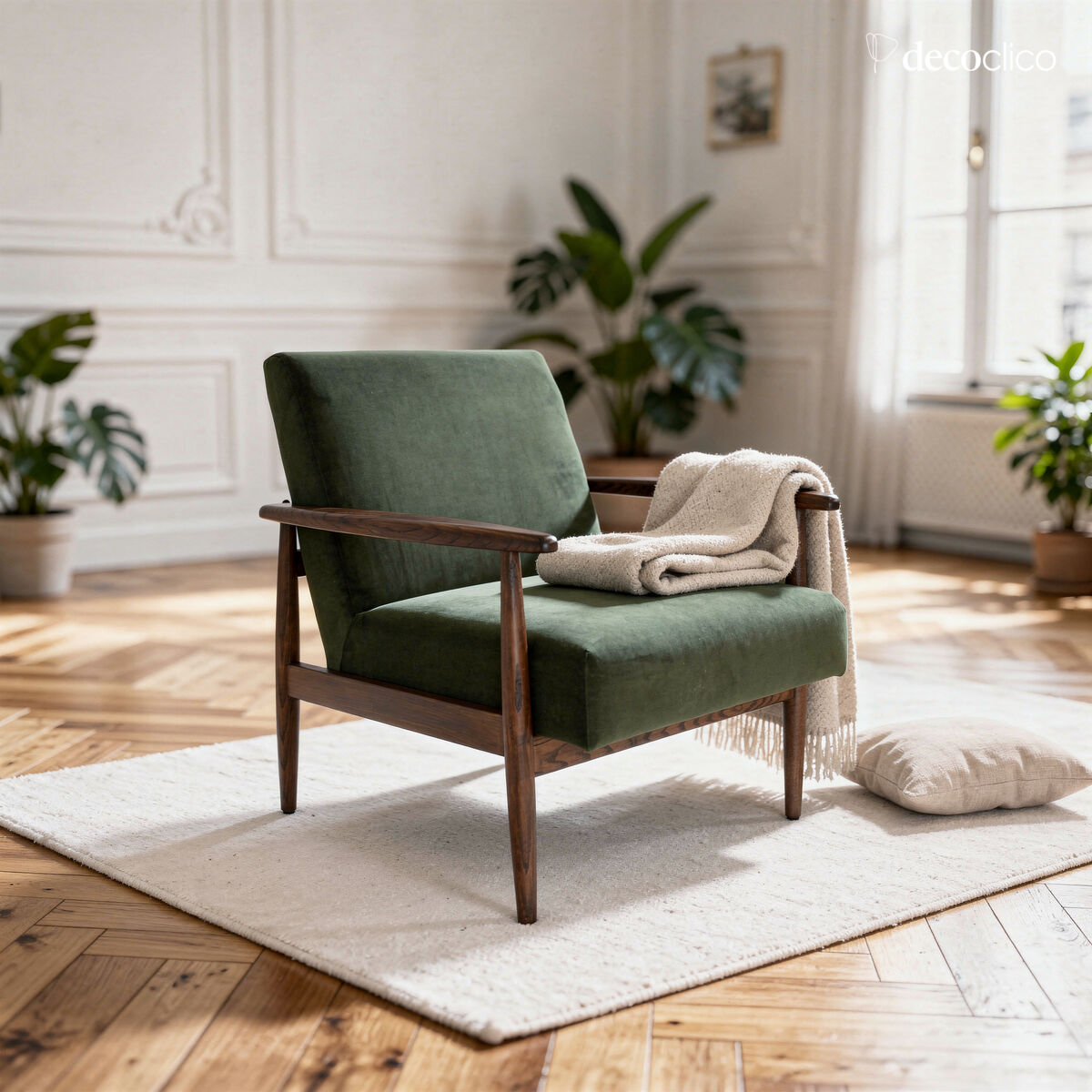 Fauteuil en frêne et velours vert