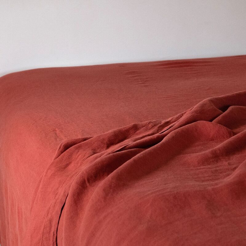Flat linen sheet, washed terracotta with openwork finish - 240x300 cm Oslo