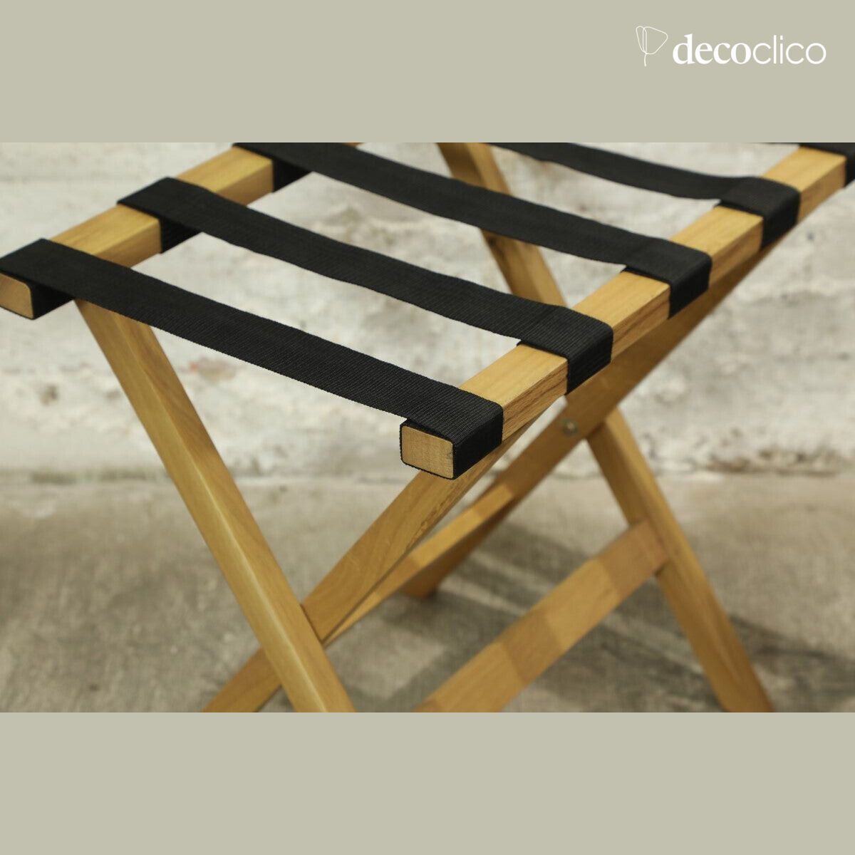 Folding suitcase holder in natural solid oak Harper