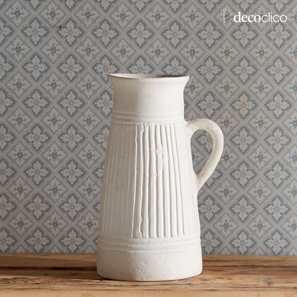 Handgemaakte decoratieve vaas met papier-maché handvat Pia