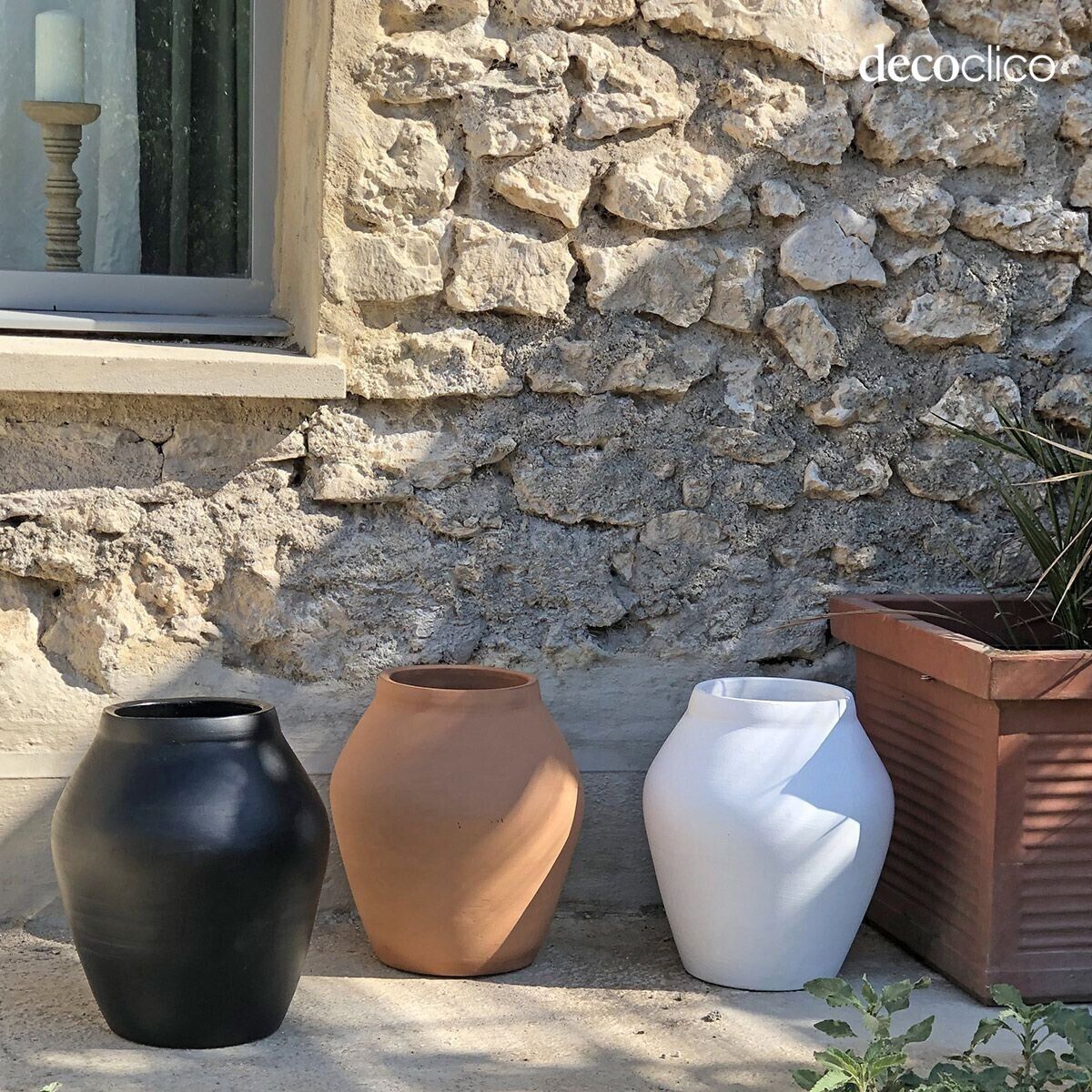 Handmade Alma black terracotta amphora vase