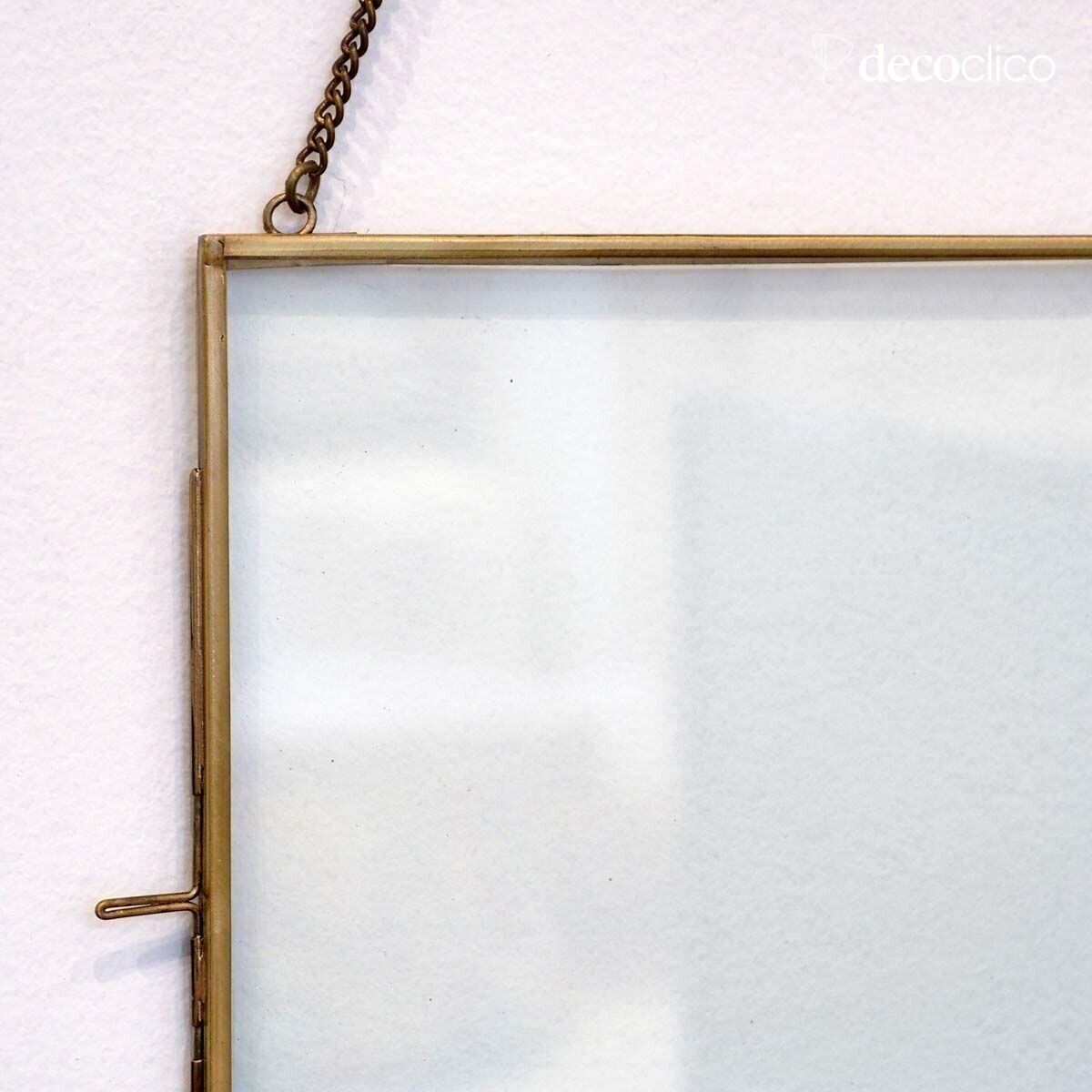 Horizontal photo frame with glass and metal chain in antique brass finish Mir