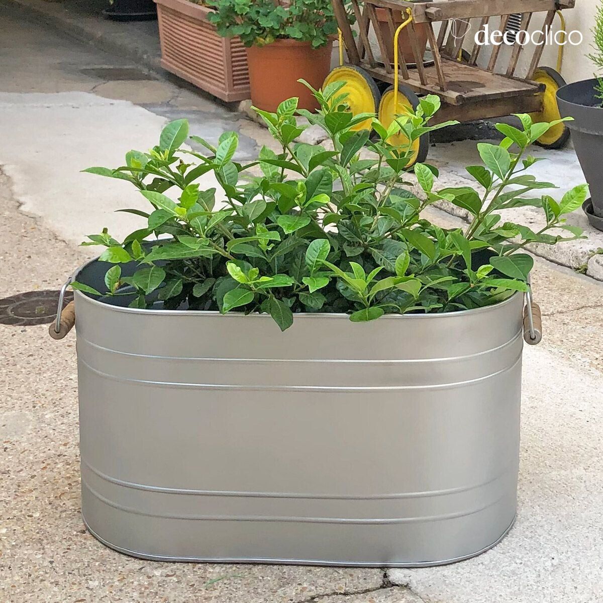 Jardinière ovale en métal finition zinc galvanisé à poser