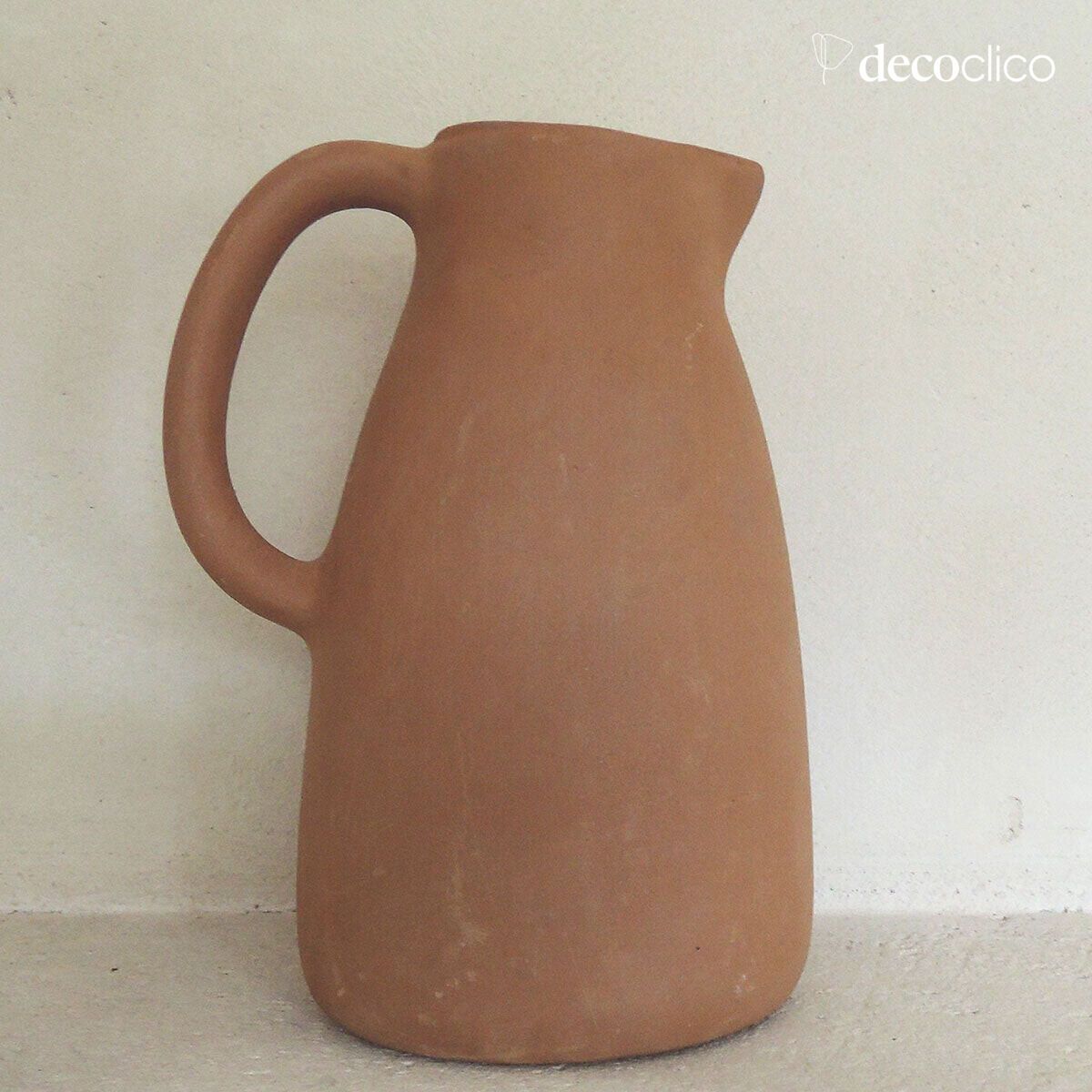 Jarra de barro hecha a mano Petra